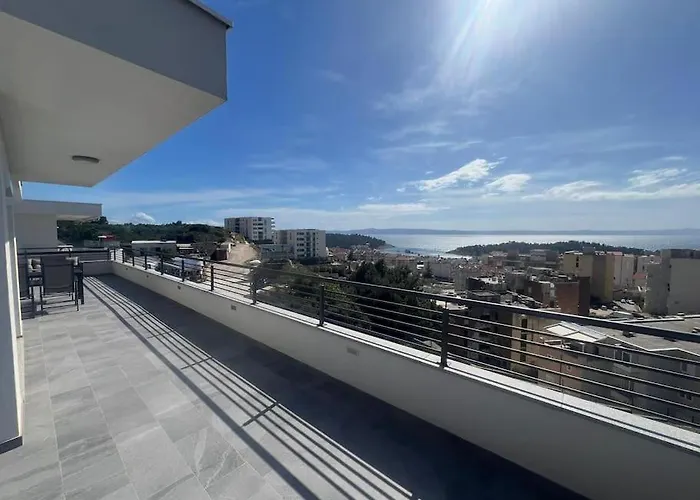 Luxury Penthouse In Makarska, Croatia